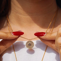 Sun of UAE Gold White Short Necklace
