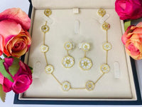 Monof Gold big Earring